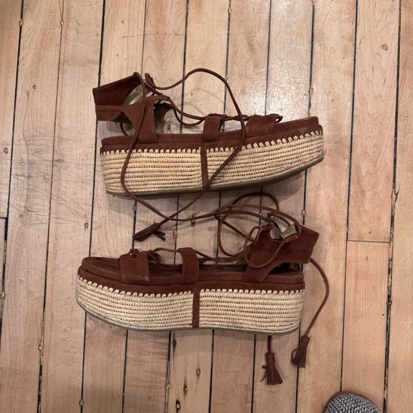 Stuart Weitzman Romanesque - Picture 3 of 6